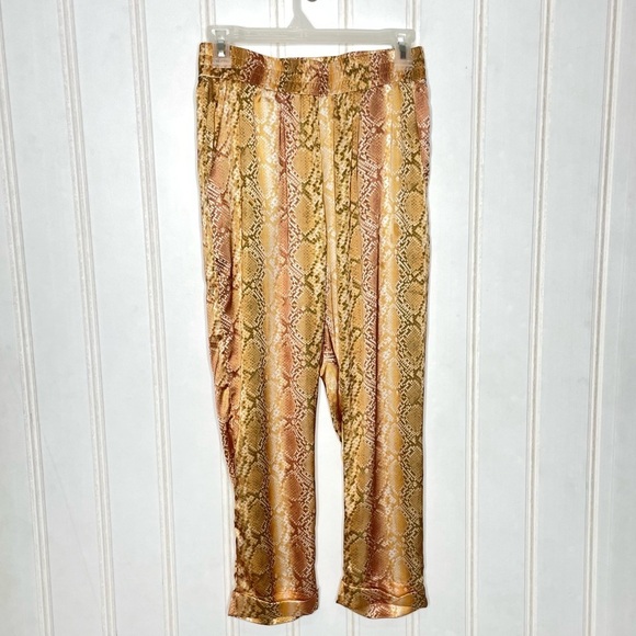 BEACH RIOT Avery High Waist Cropped Pant Size XS Golden Snakeskin Print Satin 79 - Picture 6 of 7